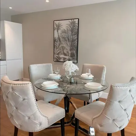 The Reflectory At Ryedale House Apartman